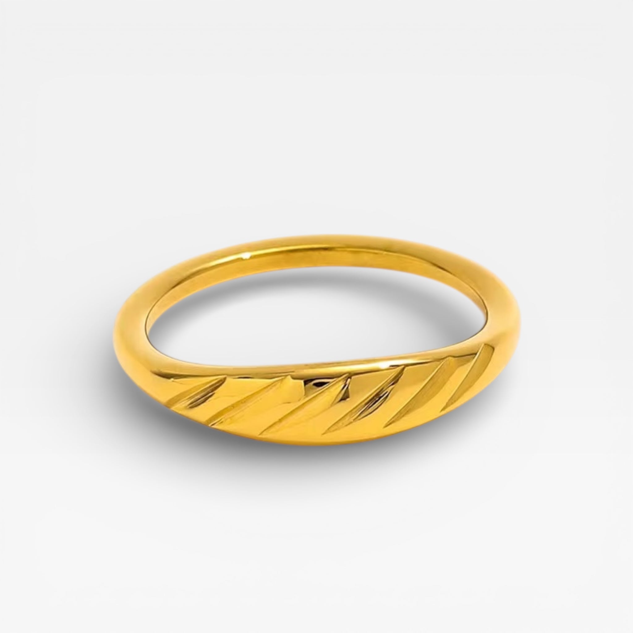 Gold Croissant Ring